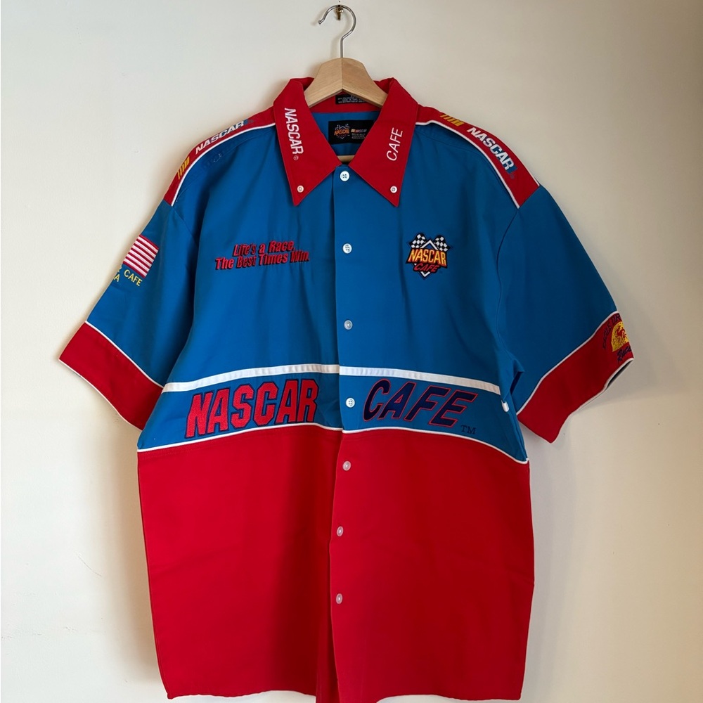 Vintage NASCAR Cafe Button-Up Shirt Red Blue Embroidered Racing Logo Men’s XL